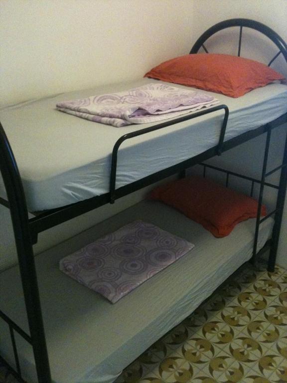 Urban Hostel Singapore Room photo